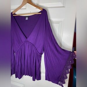 Venus 1X Purple V-Neck Top | Bell Sleeves | Boho Chic